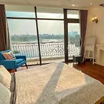 Gallery Sky View Apartment In Hanoi Center